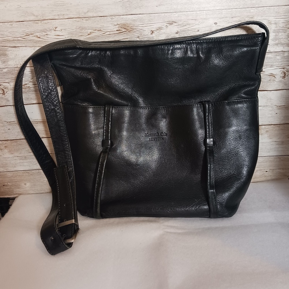 Kenneth Cole New York Women's Black Leather Shoulder Bag, with adjustable strap